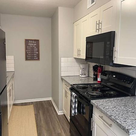 The Delores - 2 Bedroom Apt In Quilt Town, Usa Hamilton Ngoại thất bức ảnh