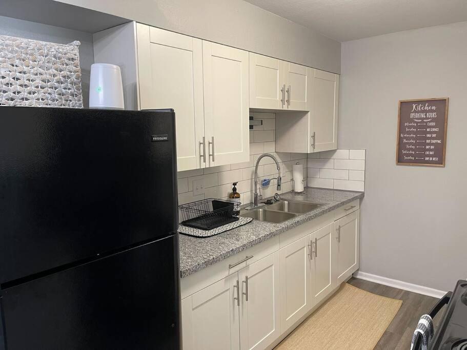 The Delores - 2 Bedroom Apt In Quilt Town, Usa Hamilton Ngoại thất bức ảnh